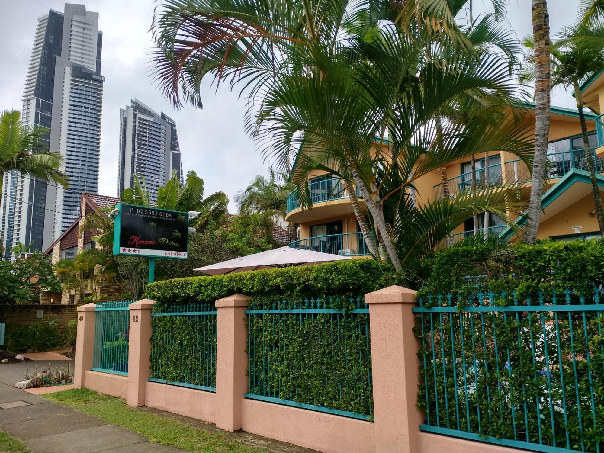 Karana Palms Resort Gold Coast Buitenkant foto