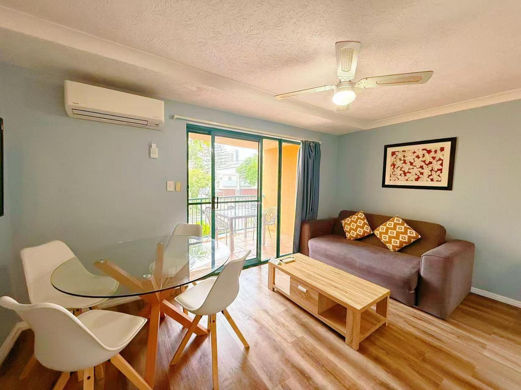 Karana Palms Resort Gold Coast Buitenkant foto