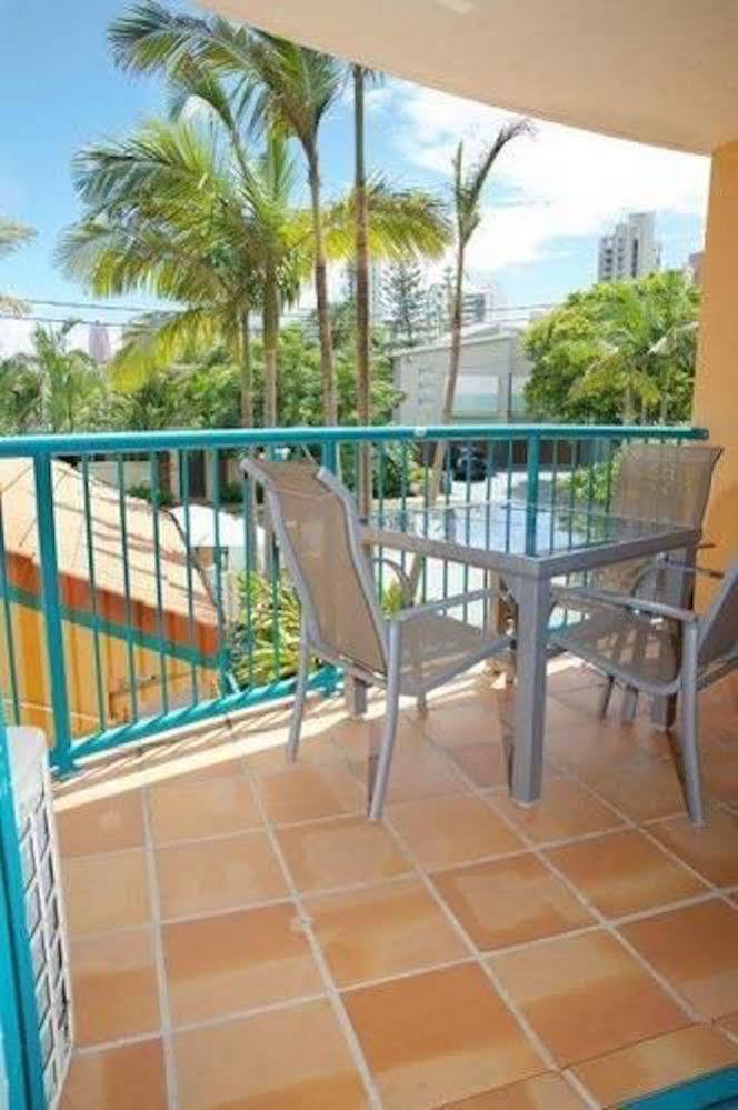 Karana Palms Resort Gold Coast Buitenkant foto