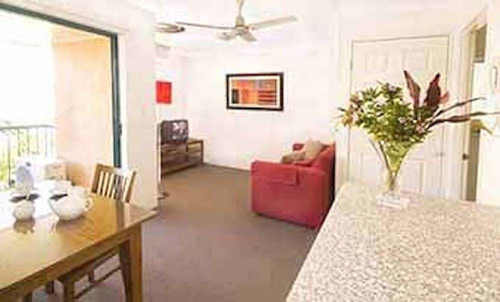 Karana Palms Resort Gold Coast Buitenkant foto